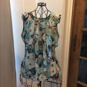 Floral Sleeveless Blouse
